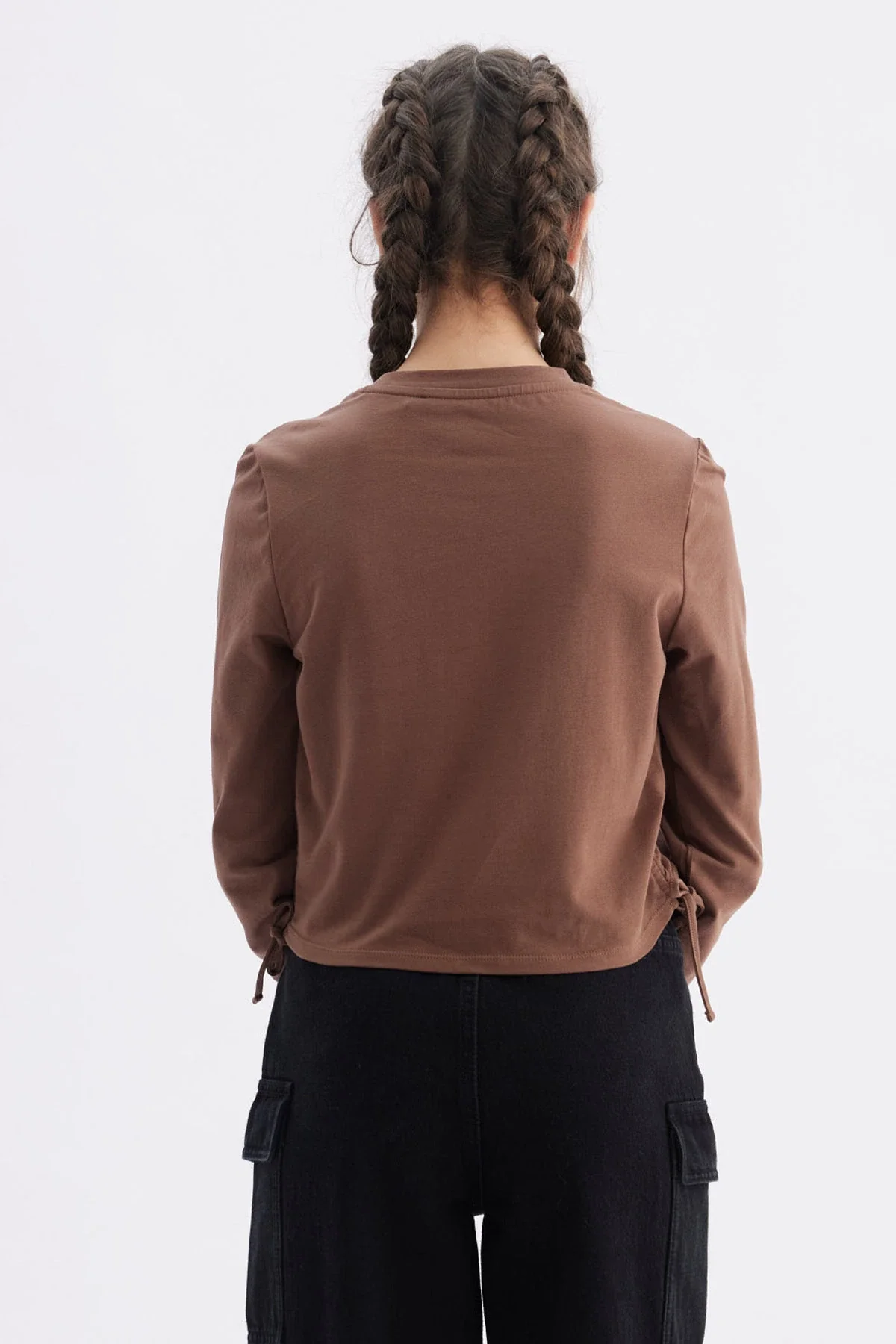 Polera Niña Slim Café - Image 3