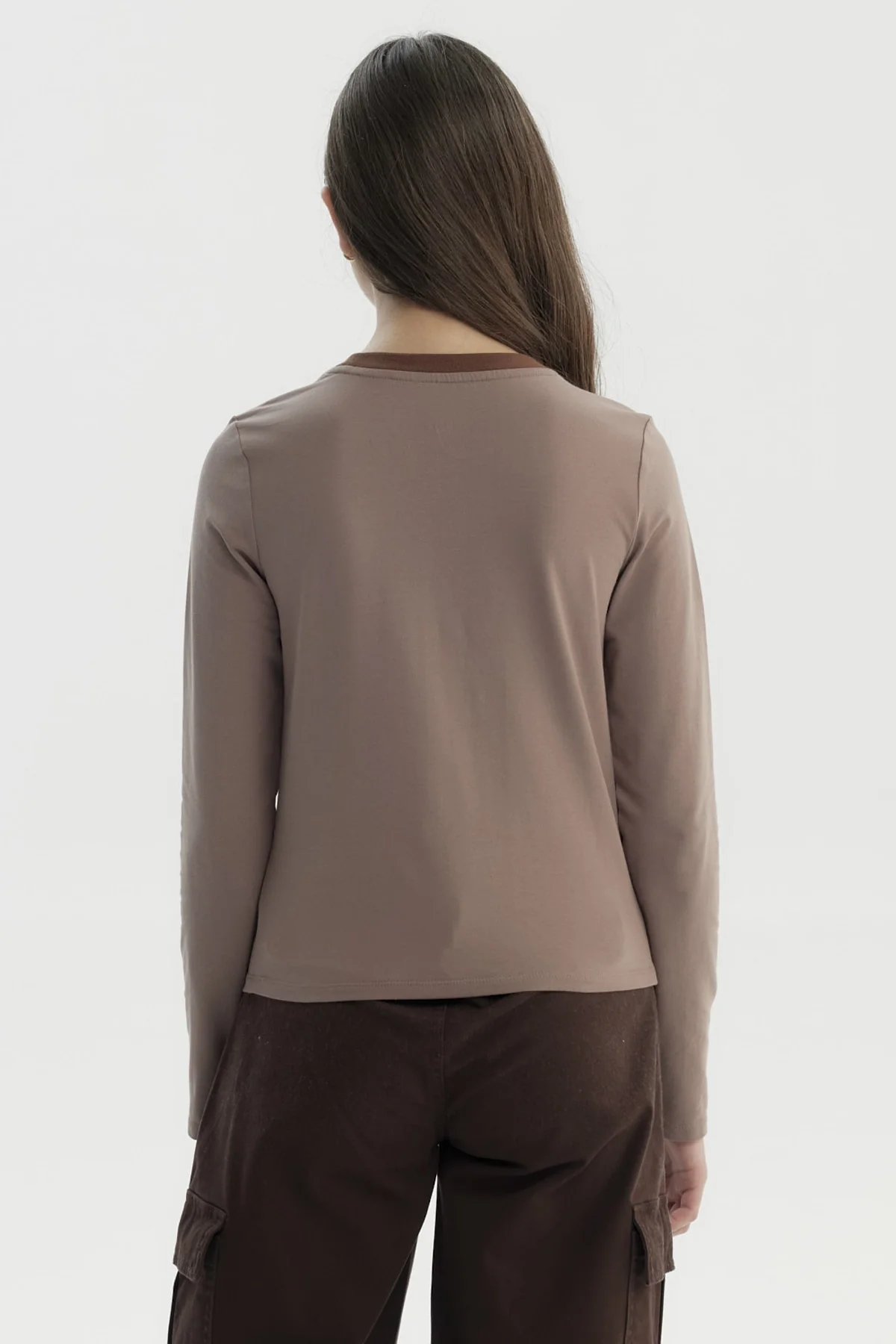 Polera Niña Slim Café - Image 3