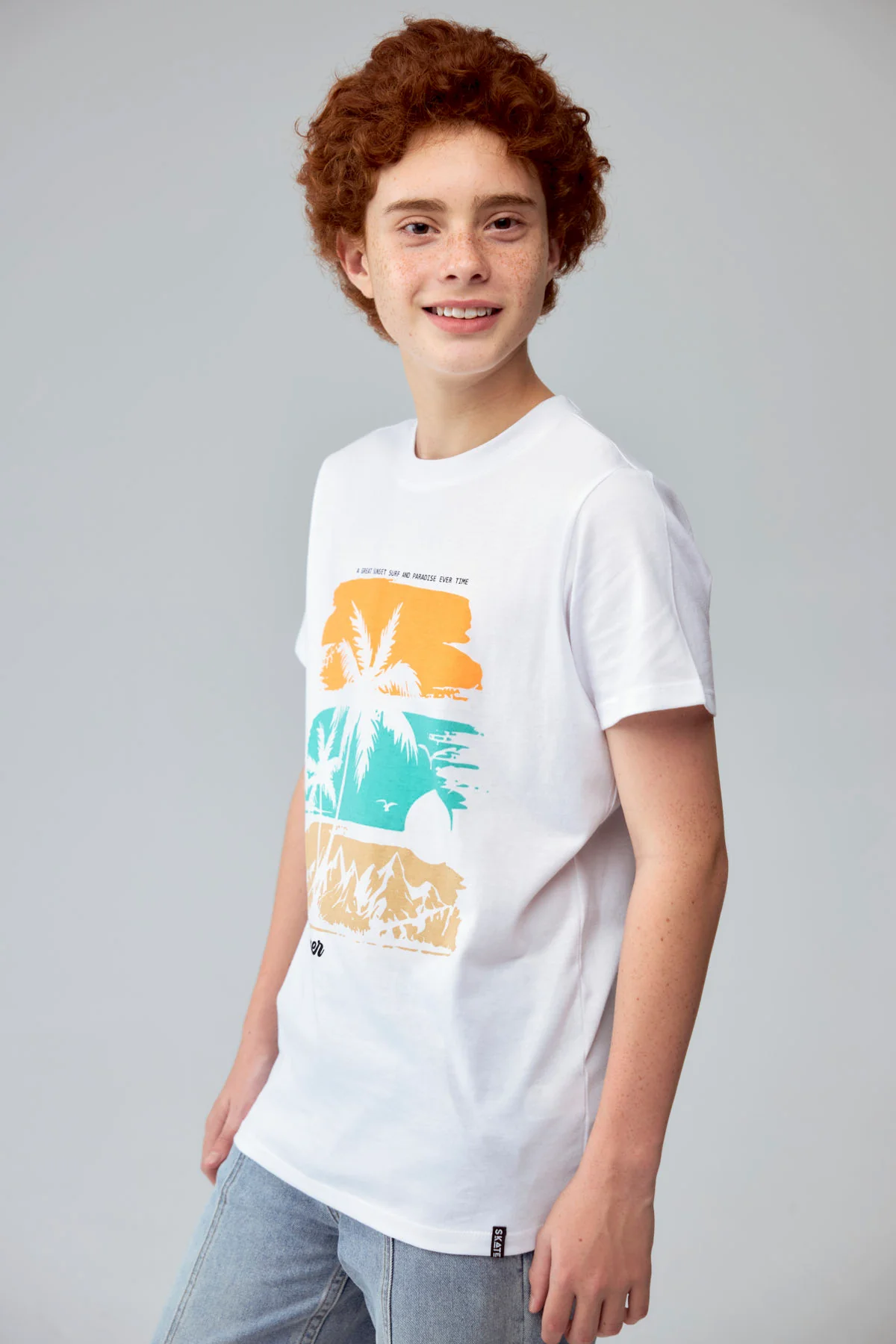 Polera Niño Básica Estampada Blanco - Image 2