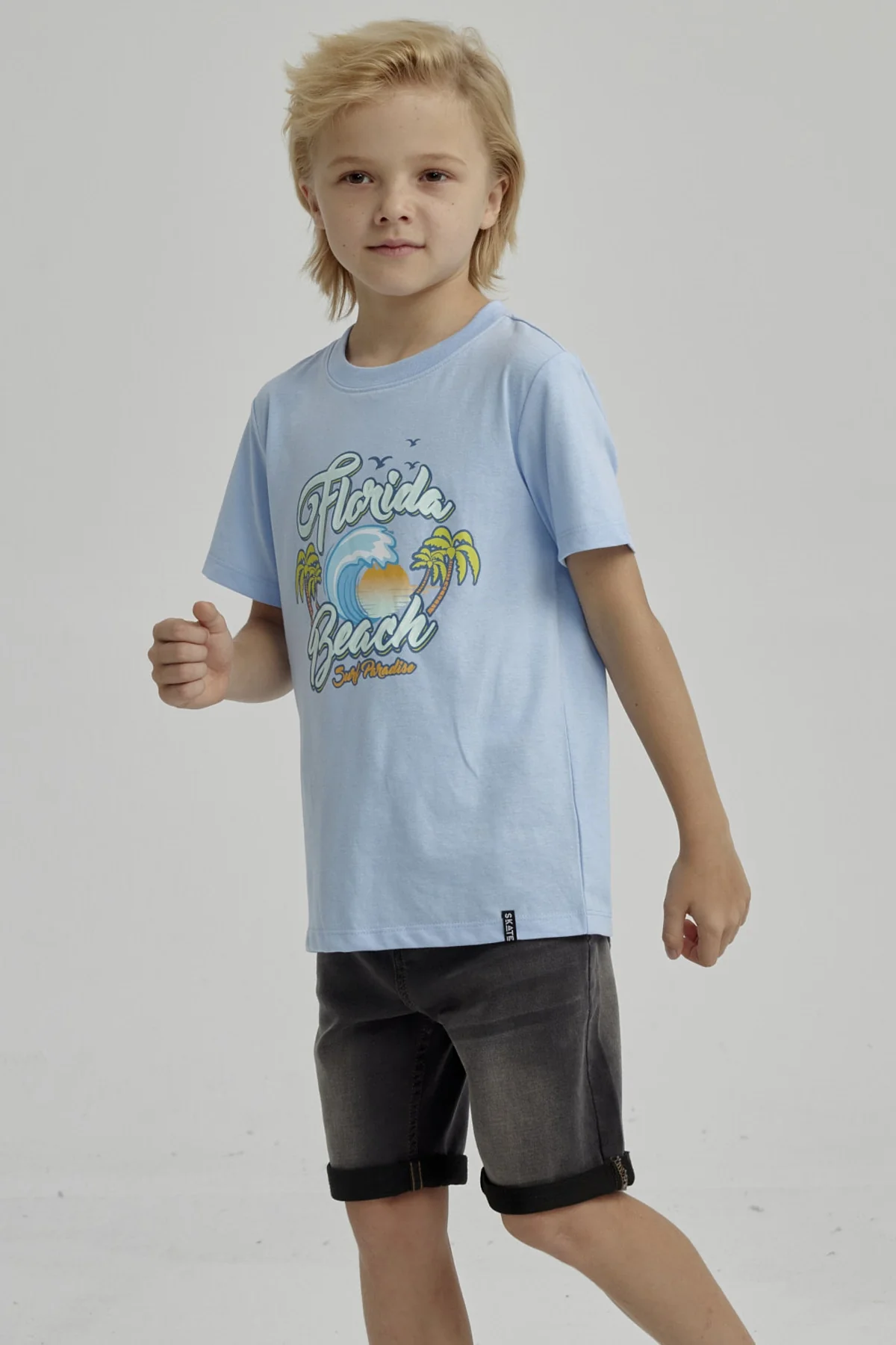 Polera Niño Básica Estampada Celeste - Image 2