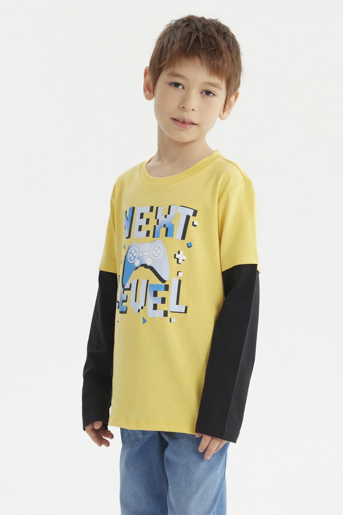 Polera Niño Básica Print Amarillo - Image 2