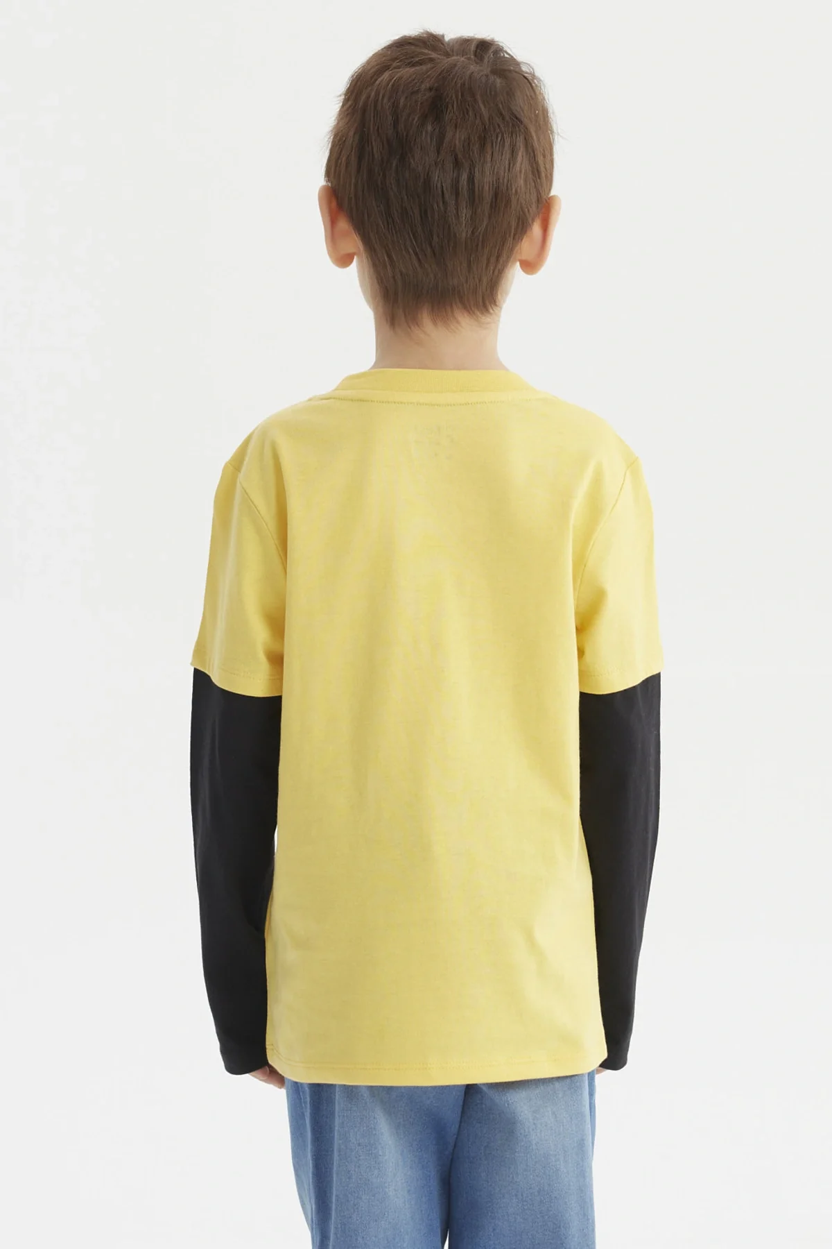Polera Niño Básica Print Amarillo - Image 3