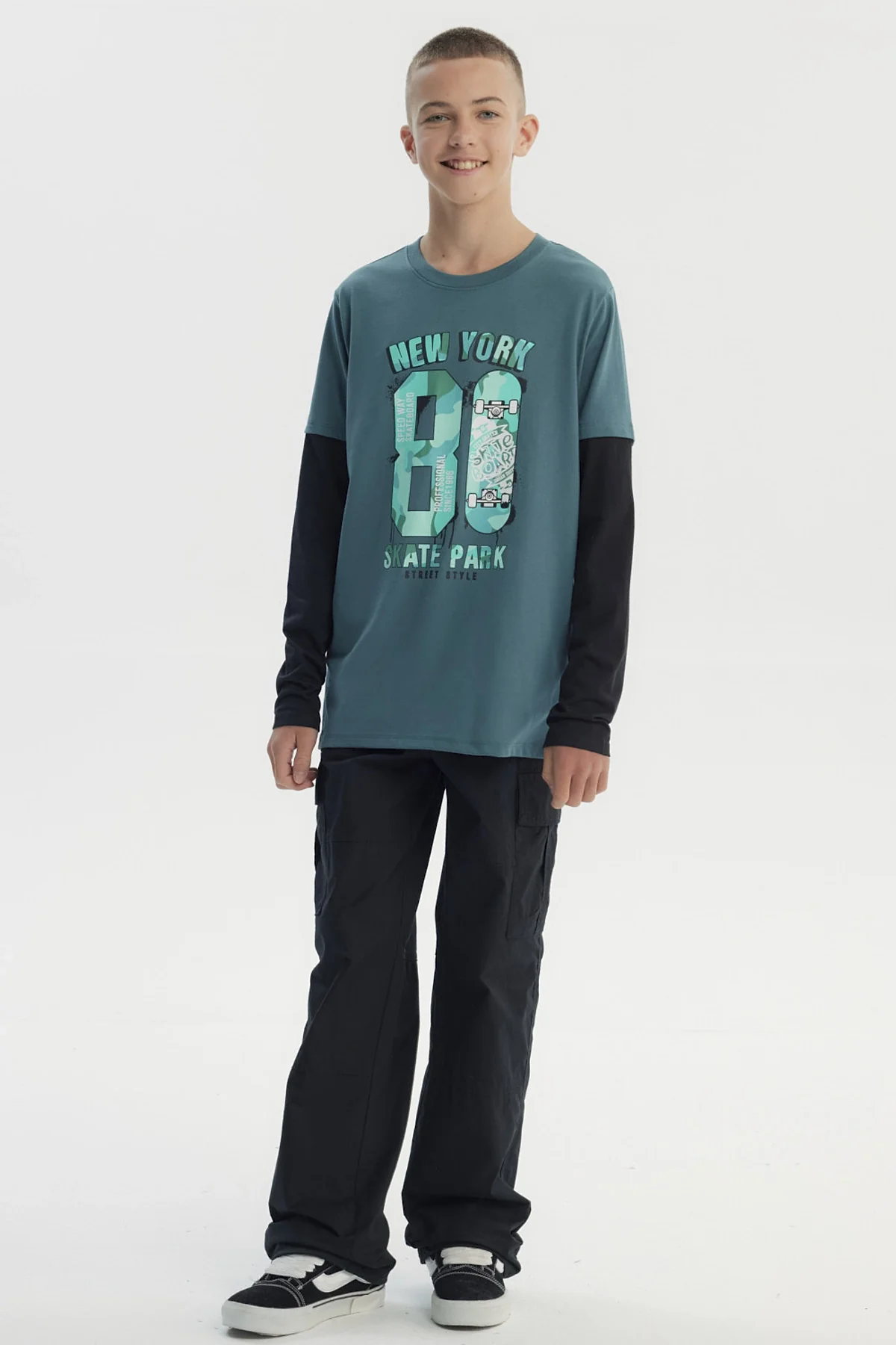 Polera Niño Básica Print Verde Oscuro - Image 4