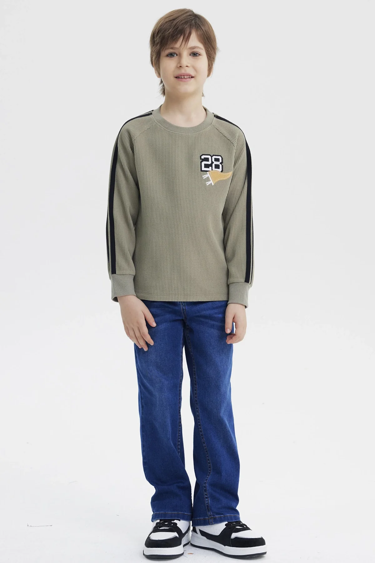 Polera Niño Bicolor Texturizada Verde Militar - Image 4