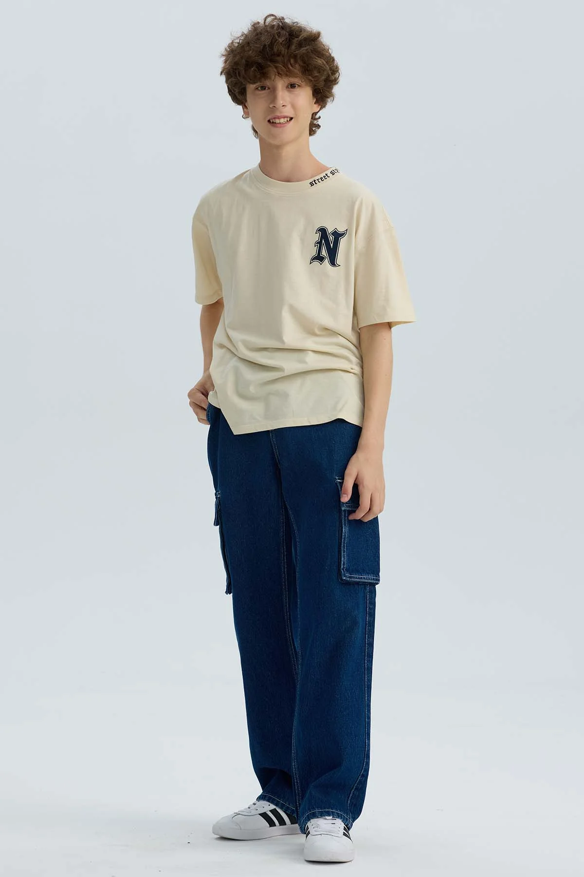 Polera Niño Cuello Bordado Crudo - Image 4
