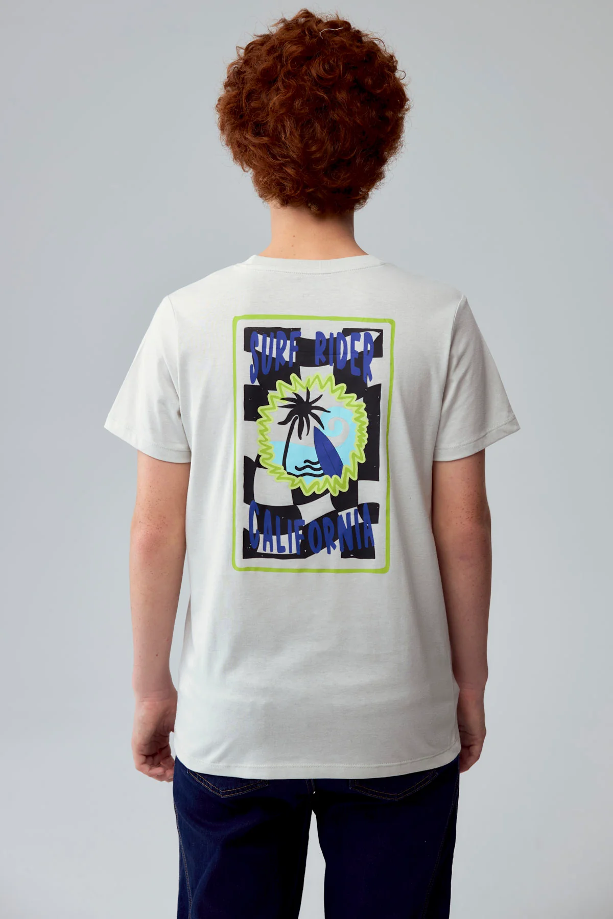 Polera Niño Print Gris - Image 2