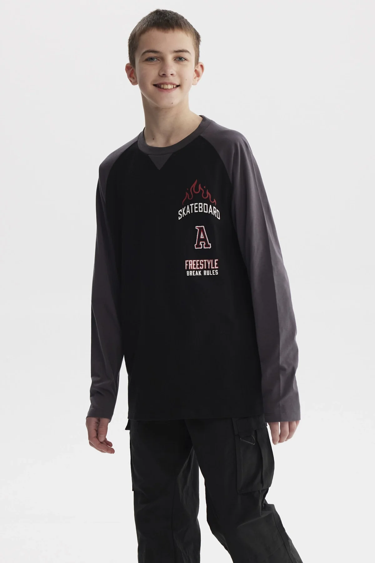 Polera Niño Print Negro - Image 2