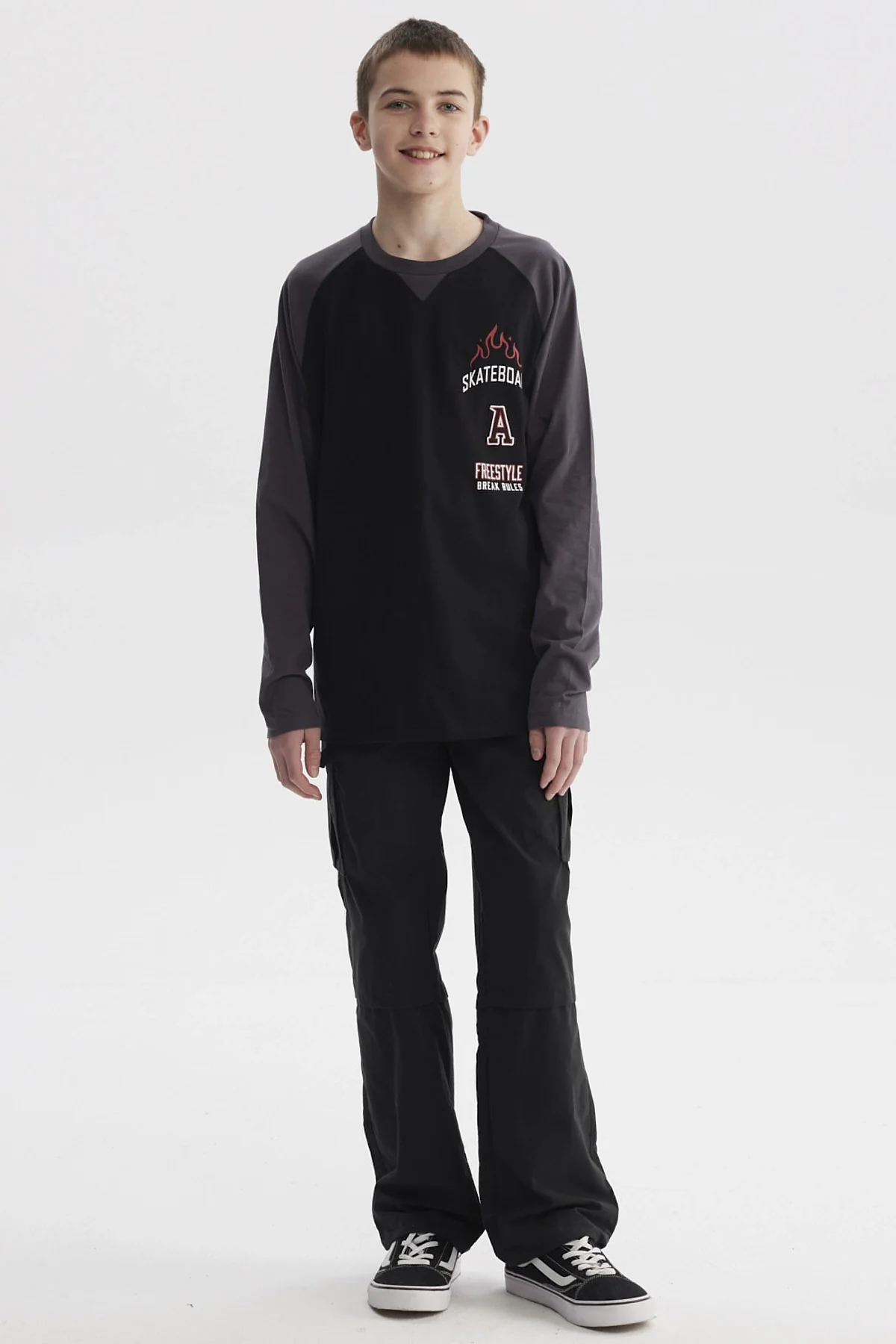 Polera Niño Print Negro - Image 4