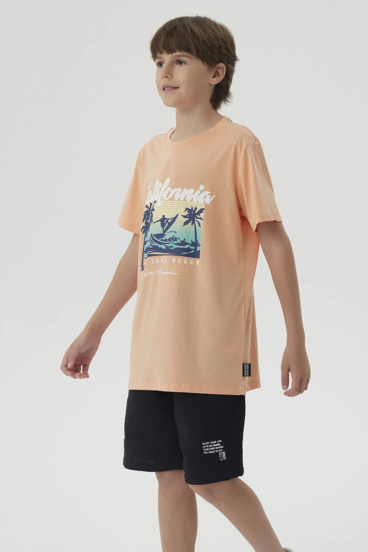 Polera Niño Print Posicional Coral - Image 2