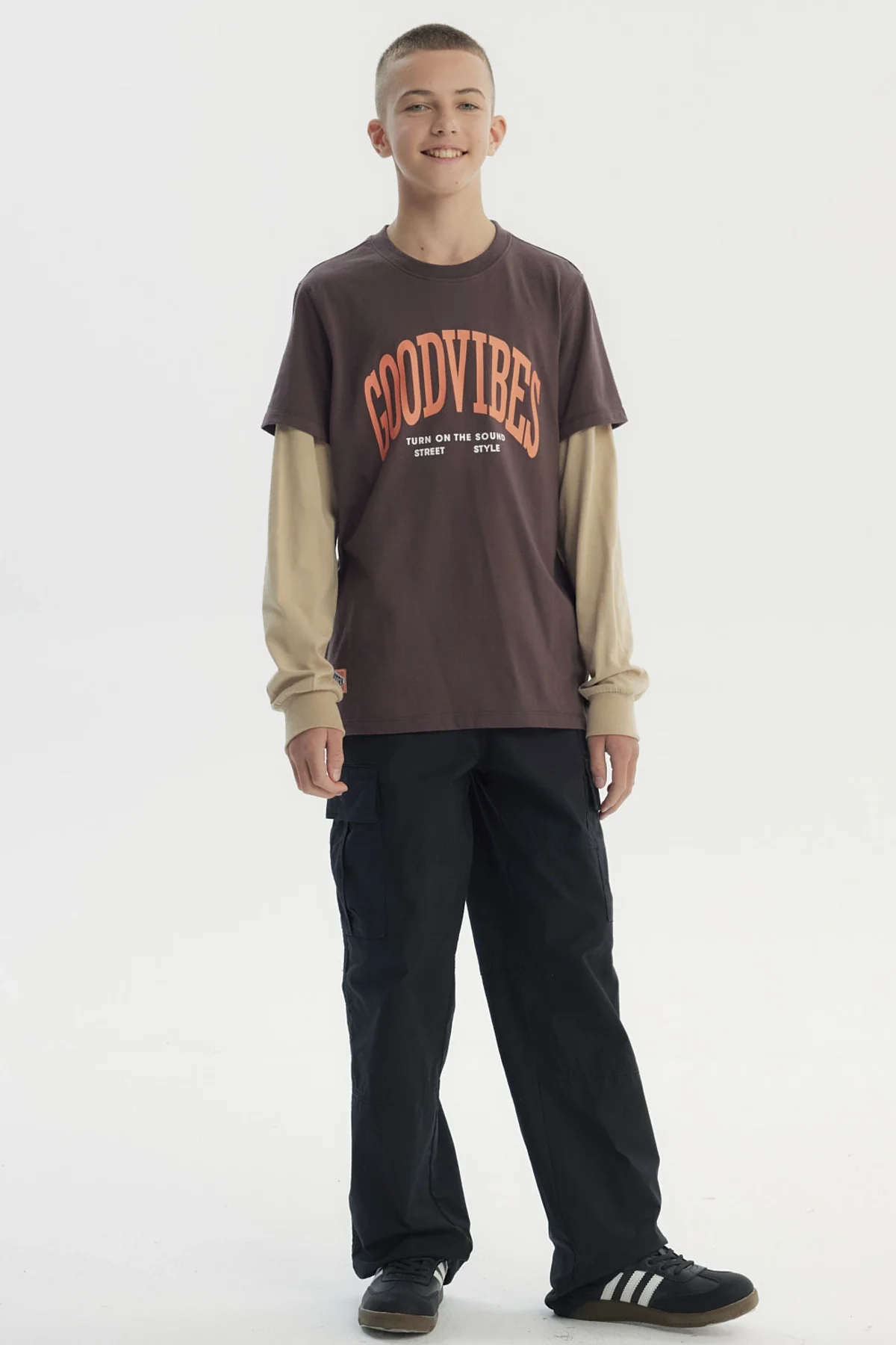 Polera Niño Slim Café - Image 4