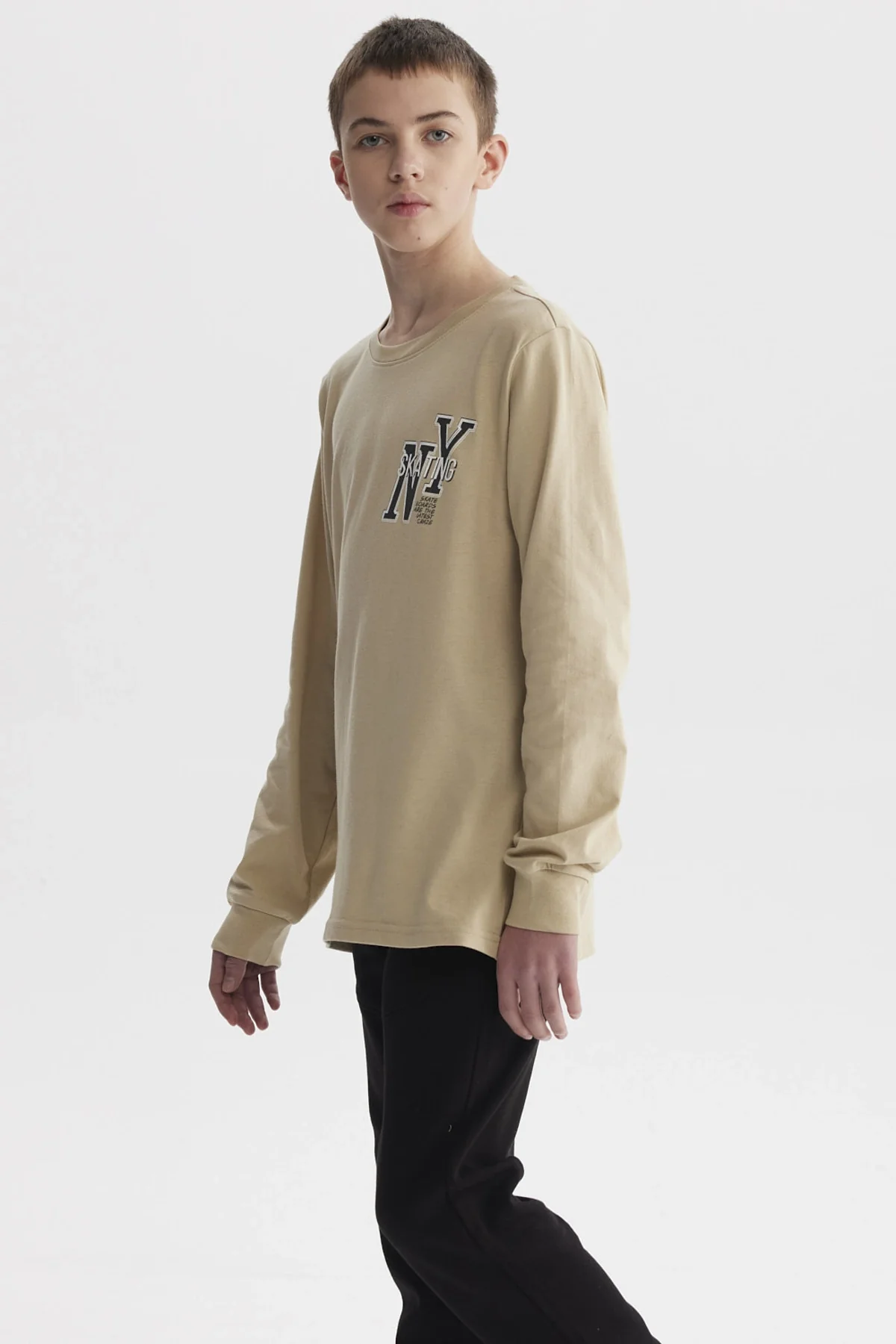 Polera Niño Teen Print Con Puño Beige - Image 2