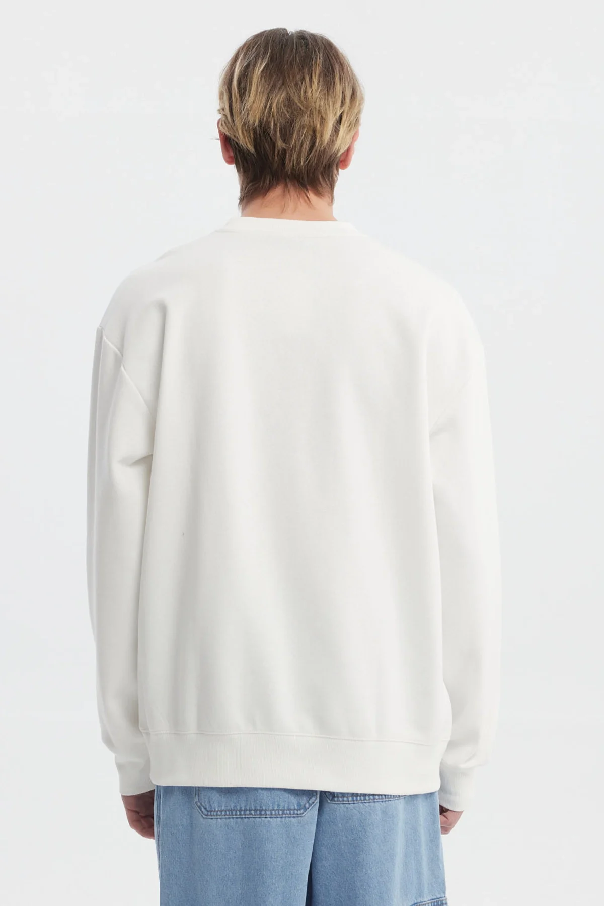 Polerón Hombre Oversize Cuello Redondo Crudo - Image 3