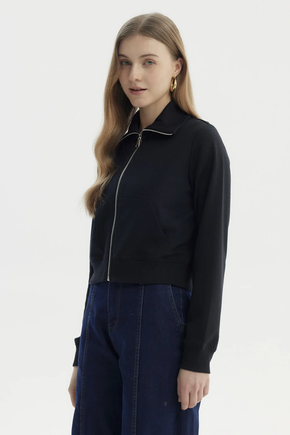 Polerón Mujer Cuello Alto Full Zipper Negro - Image 2