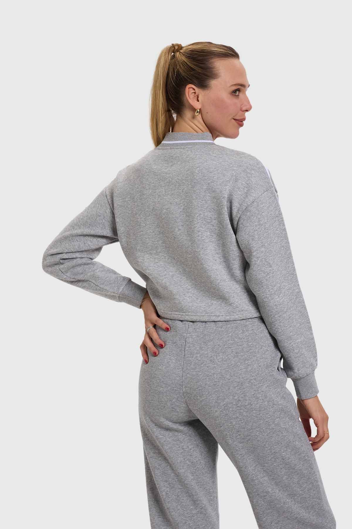 Polerón Mujer Preppy Gris - Image 3