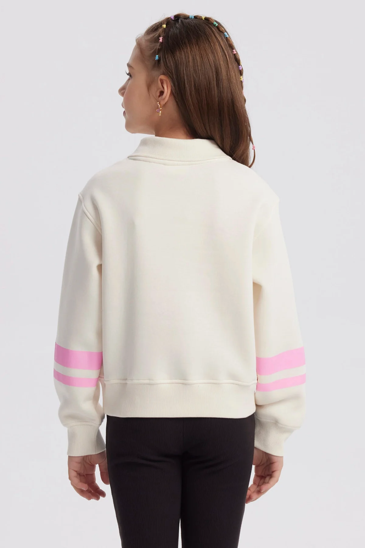 Polerón Niña Slim Cuello Camisero Crudo - Image 3