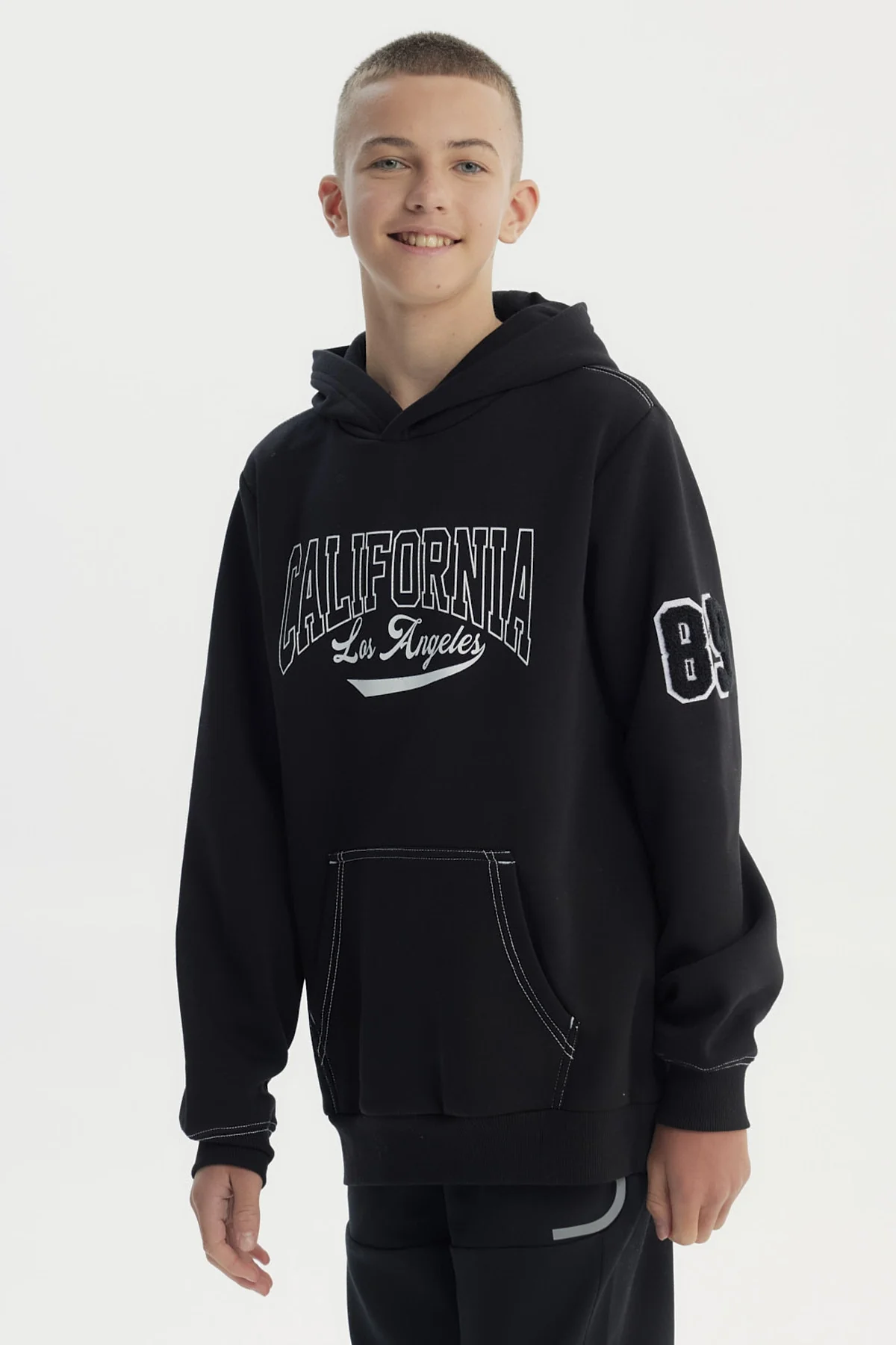 Polerón Niño Slim Negro - Image 2