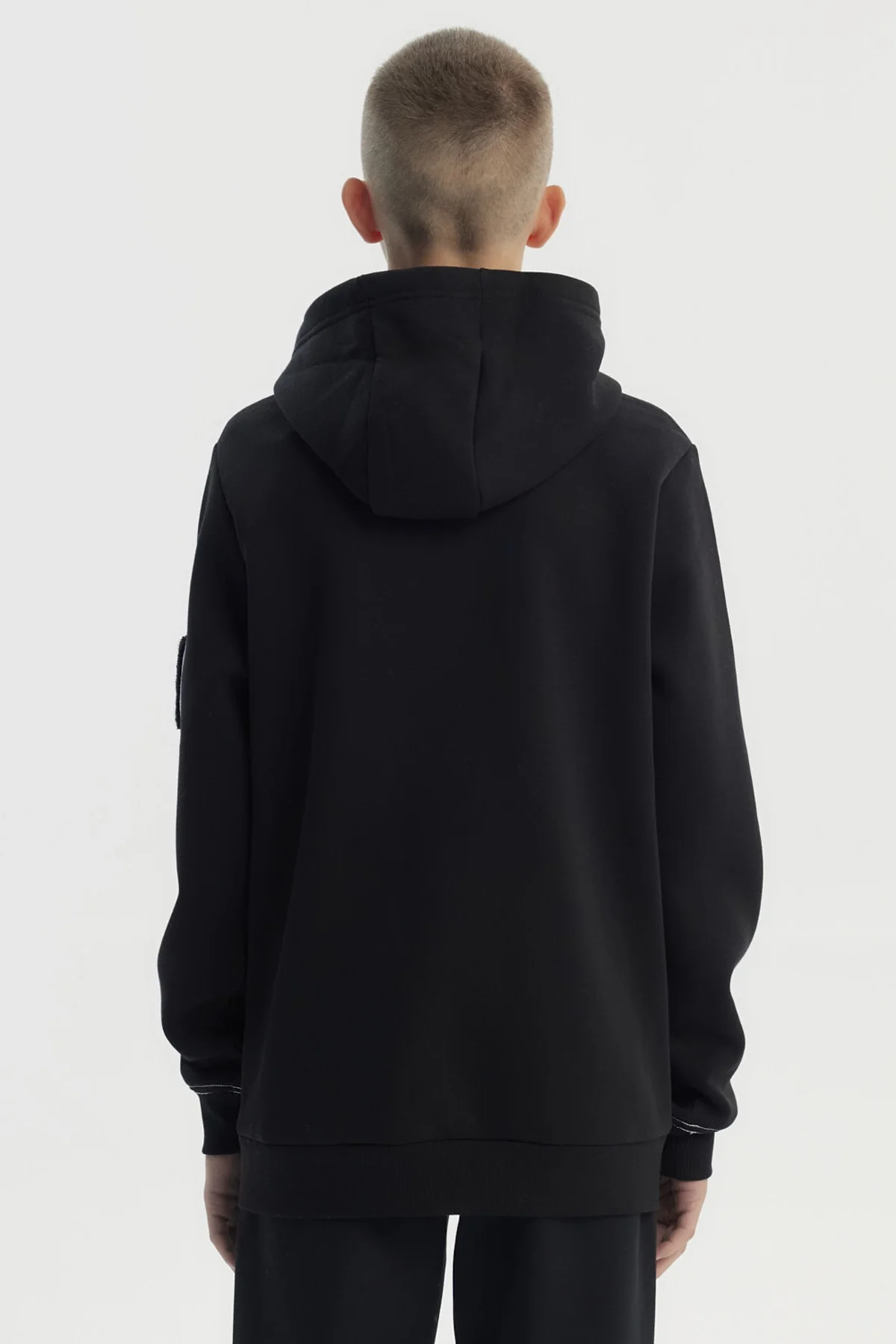 Polerón Niño Slim Negro - Image 3