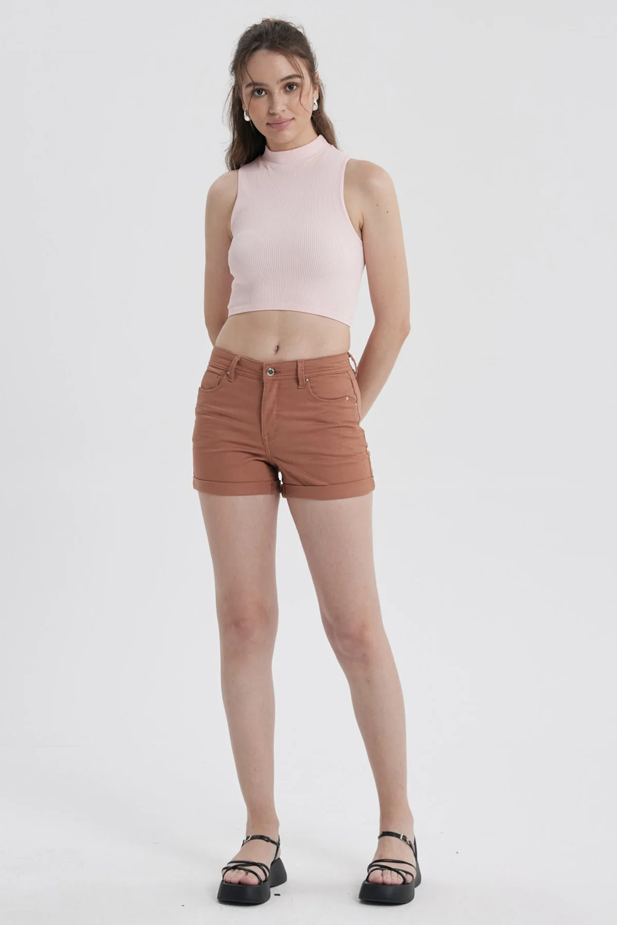Short Mujer Color Roll Up Tiro Alto Terracota - Image 4