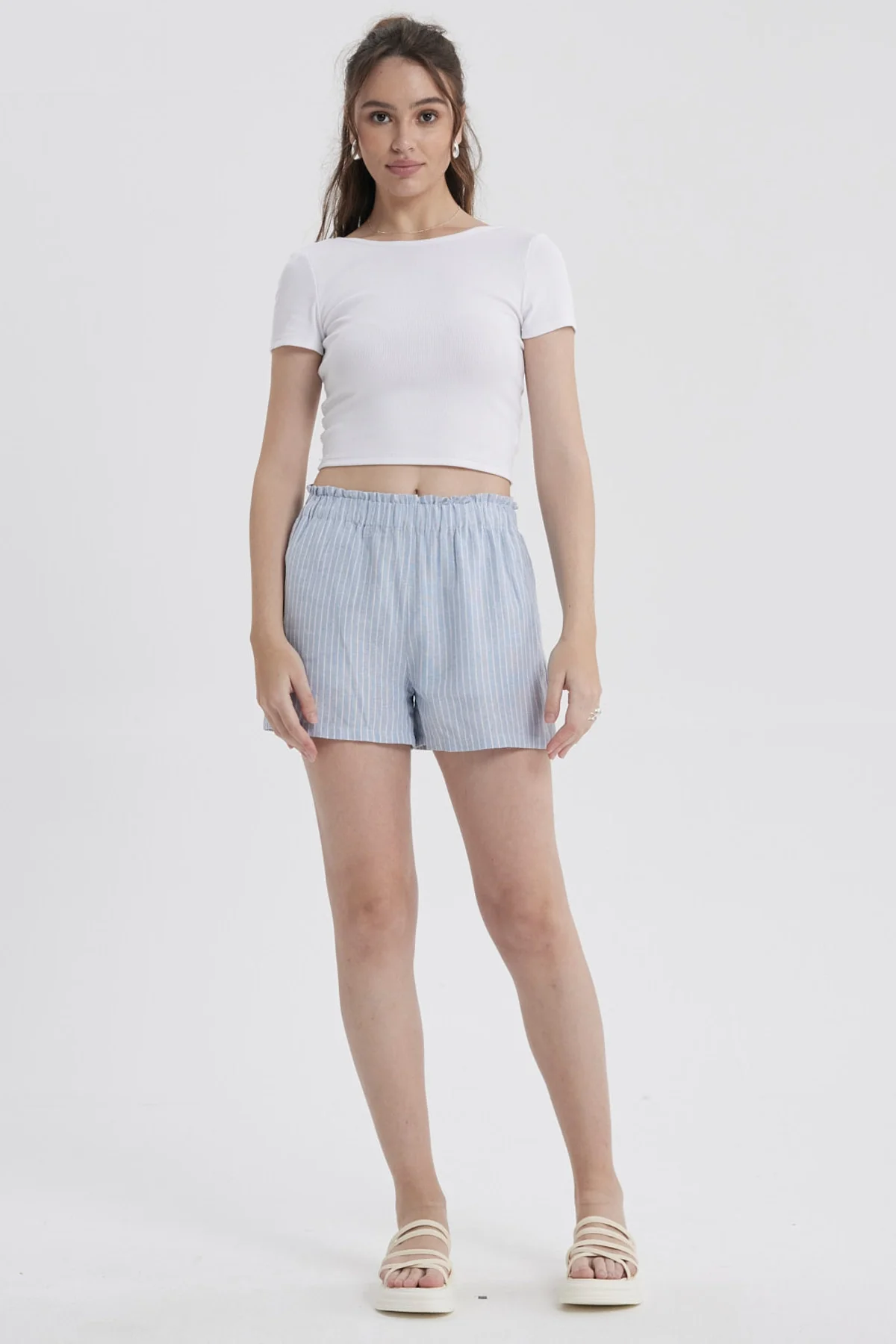 Short Mujer Lino Pretina Celeste - Image 4