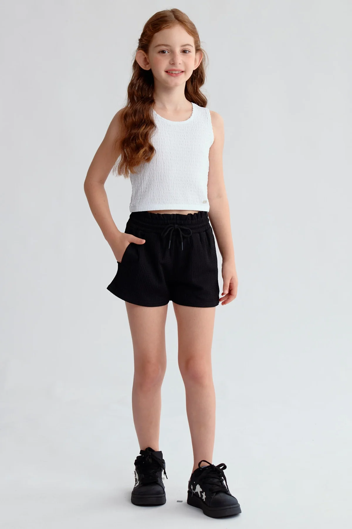 Short Niña Textura Elasticado Cintura Negro - Image 4