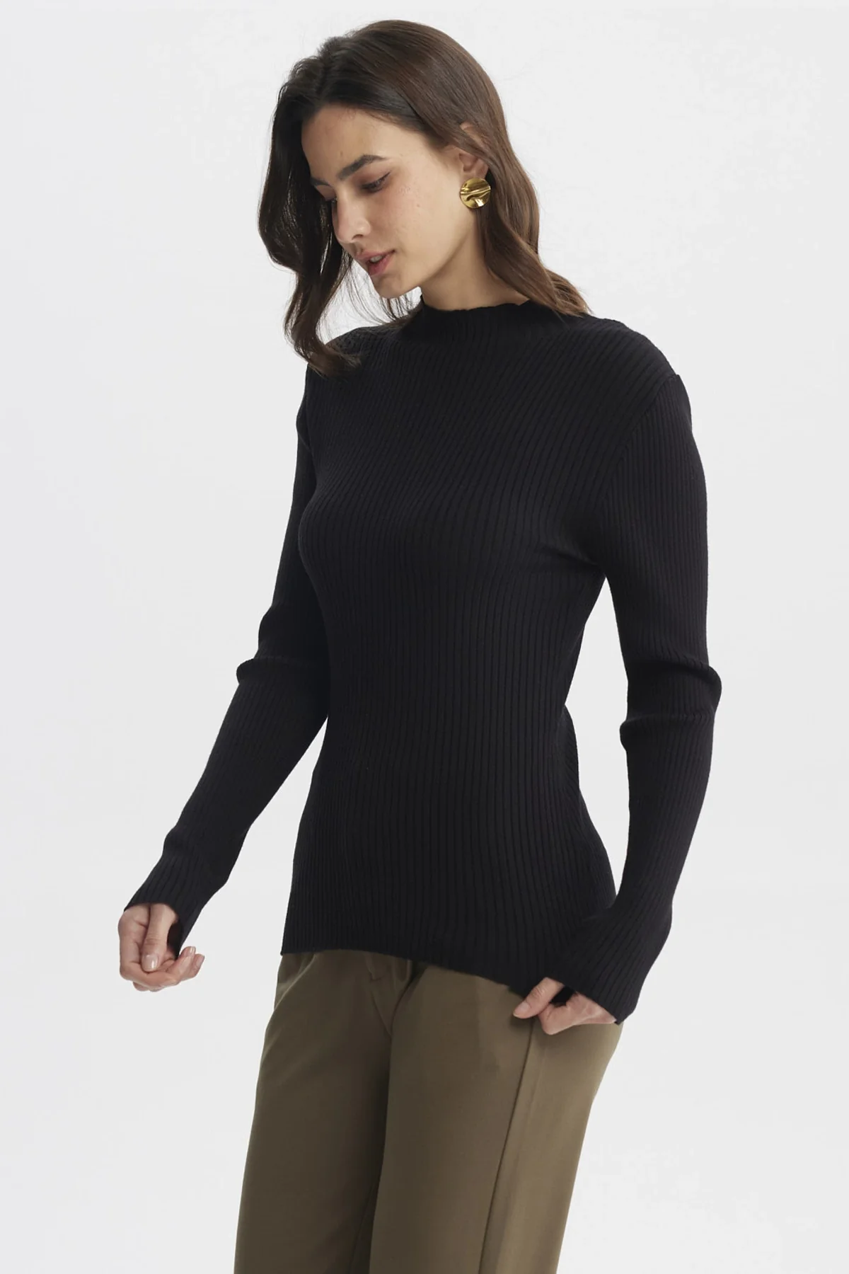 Sweater Mujer Ajustado Negro - Image 2