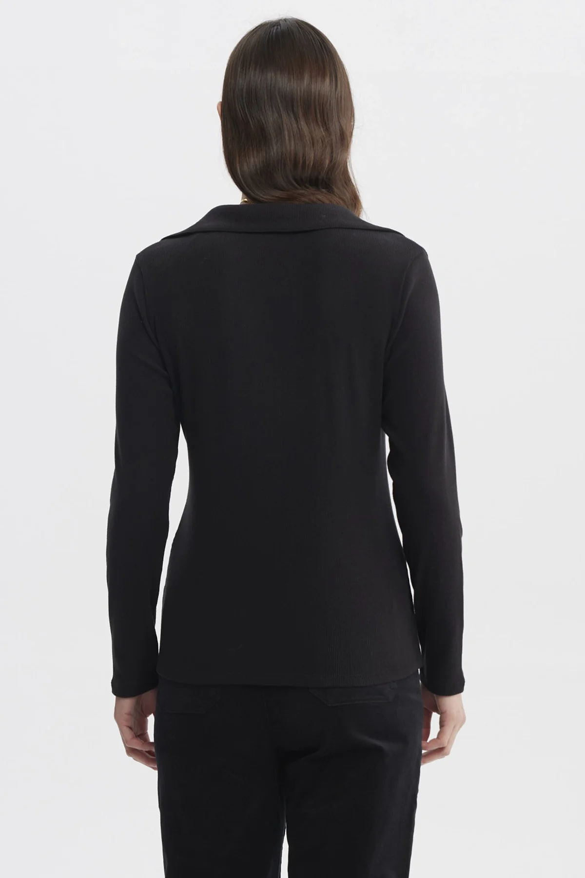 Sweater Mujer Cuello Camisero Negro - Image 3