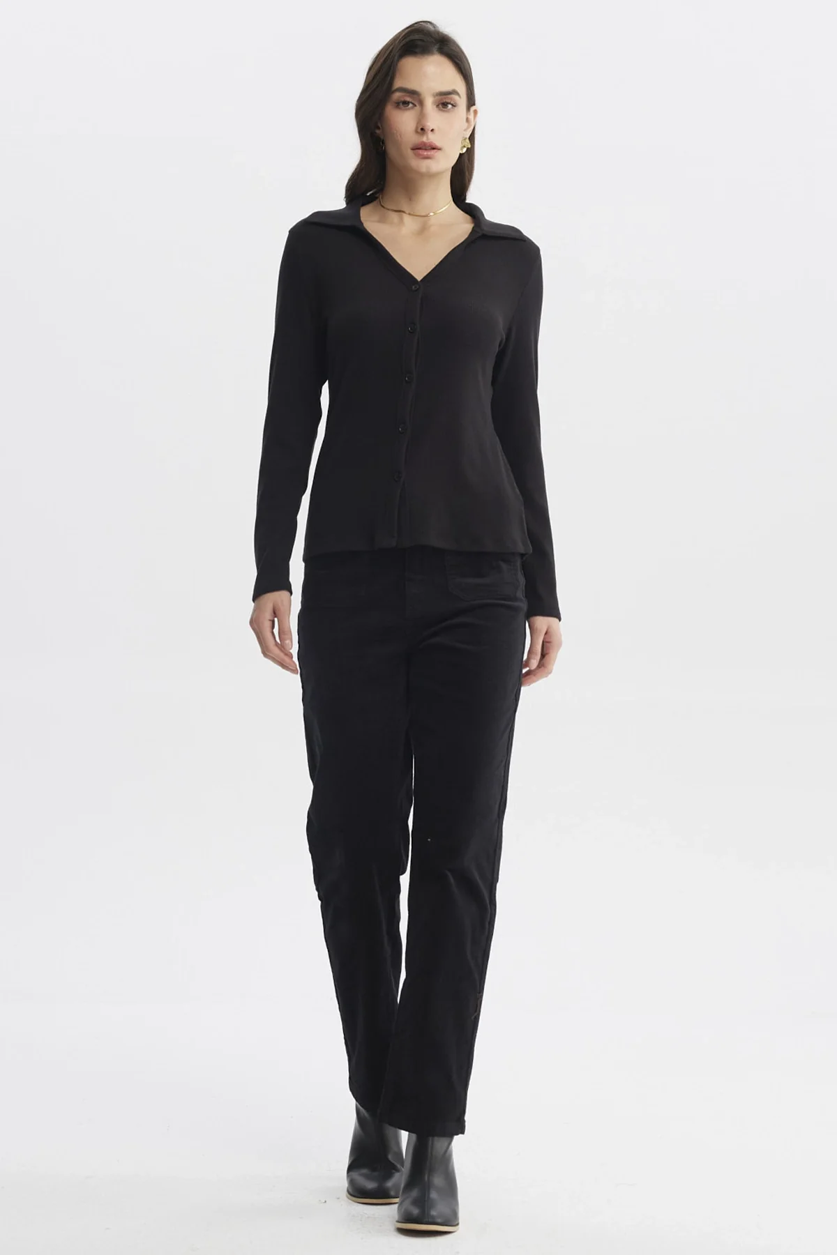Sweater Mujer Cuello Camisero Negro - Image 4