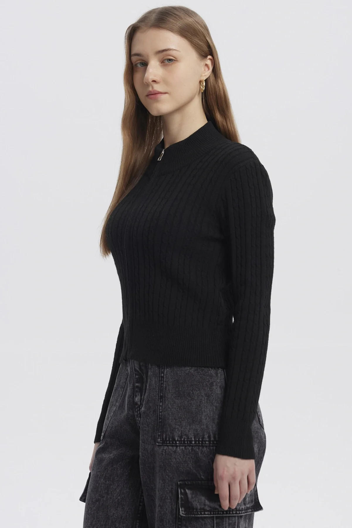 Sweater Mujer Cuello Con Cierre Negro - Image 2