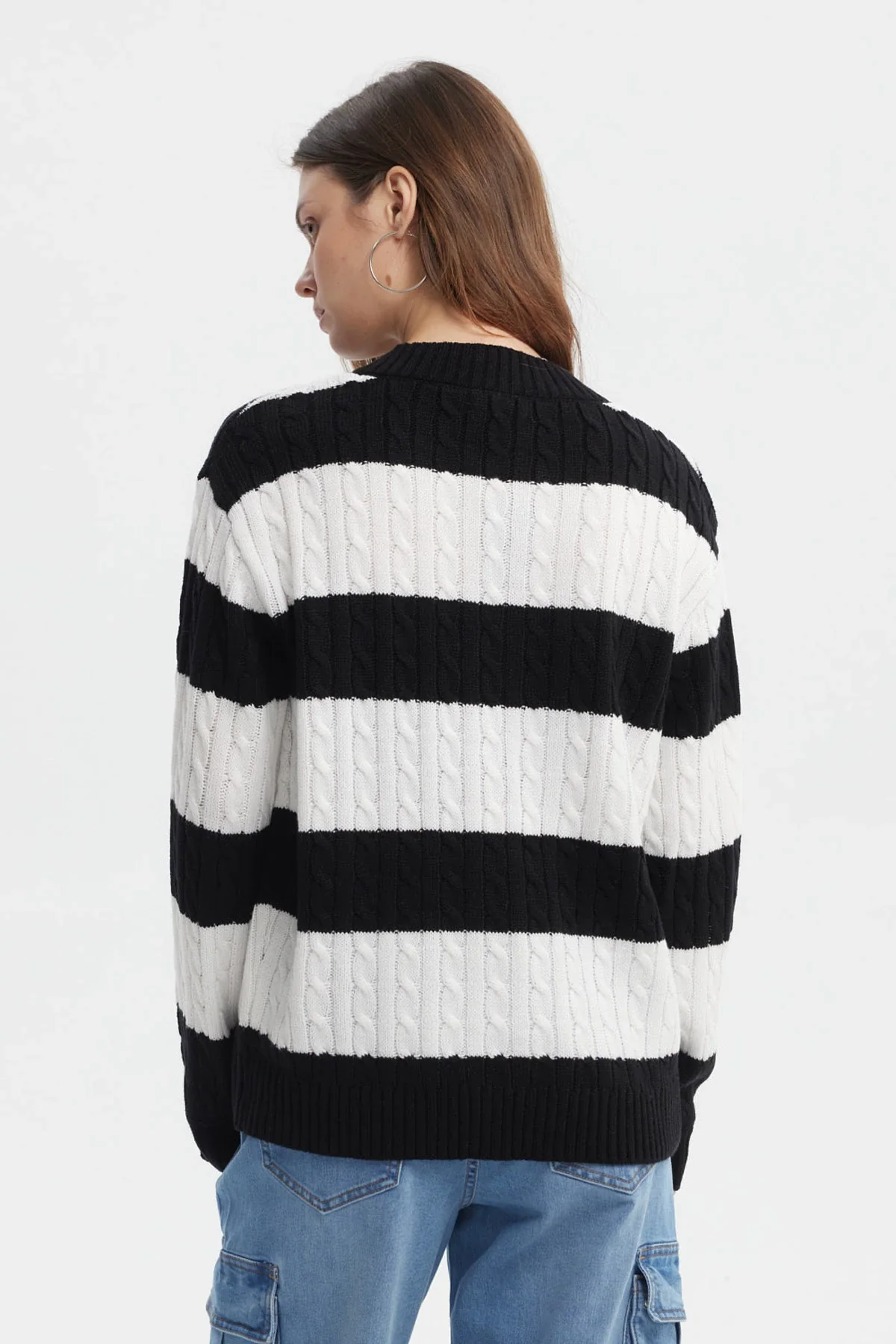 Sweater Mujer Cuello V Rayas Negro / Blanco - Image 3