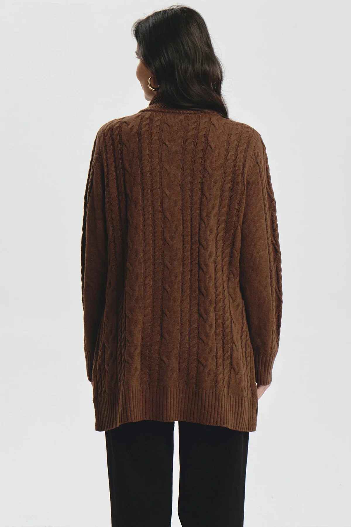 Sweater Mujer Largo Con Botón Café - Image 3