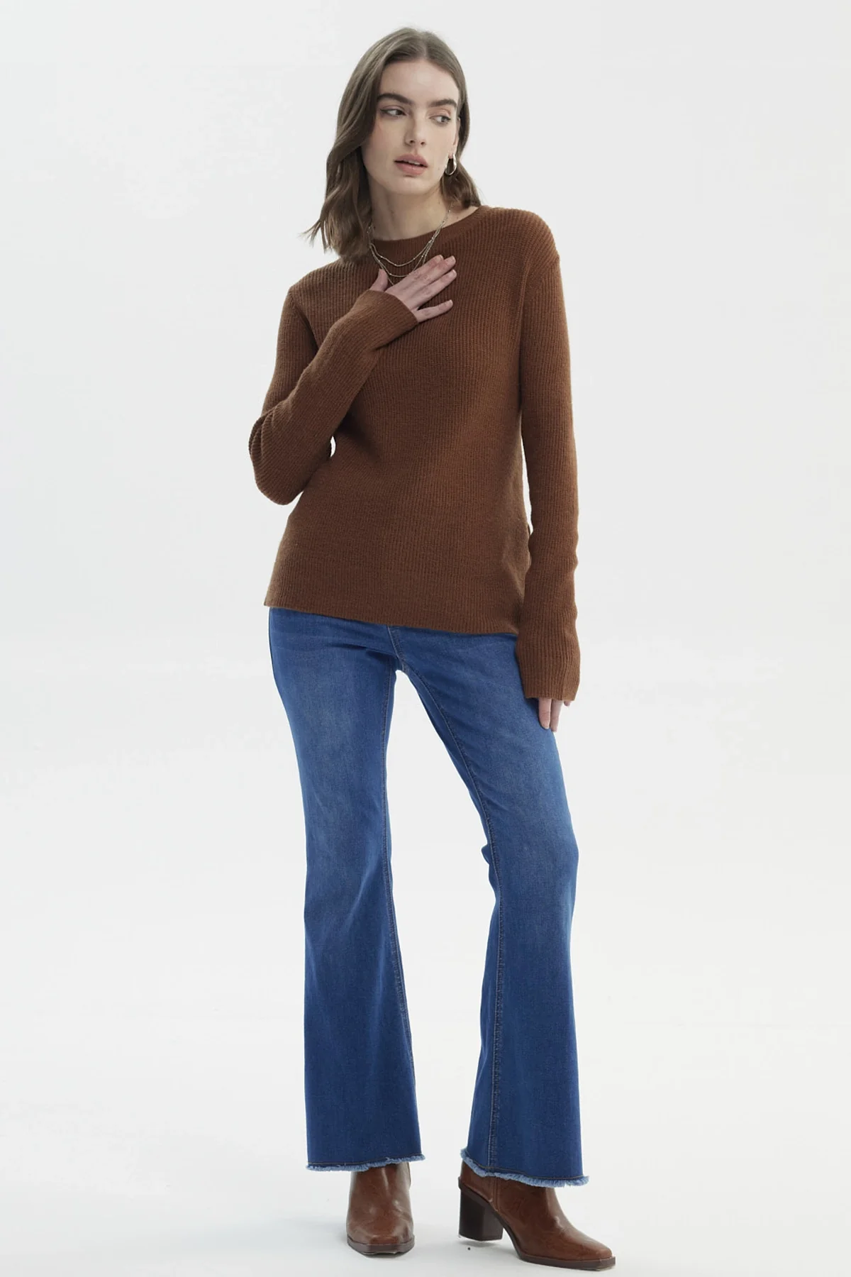 Sweater Mujer Slim Camel Oscuro - Image 4