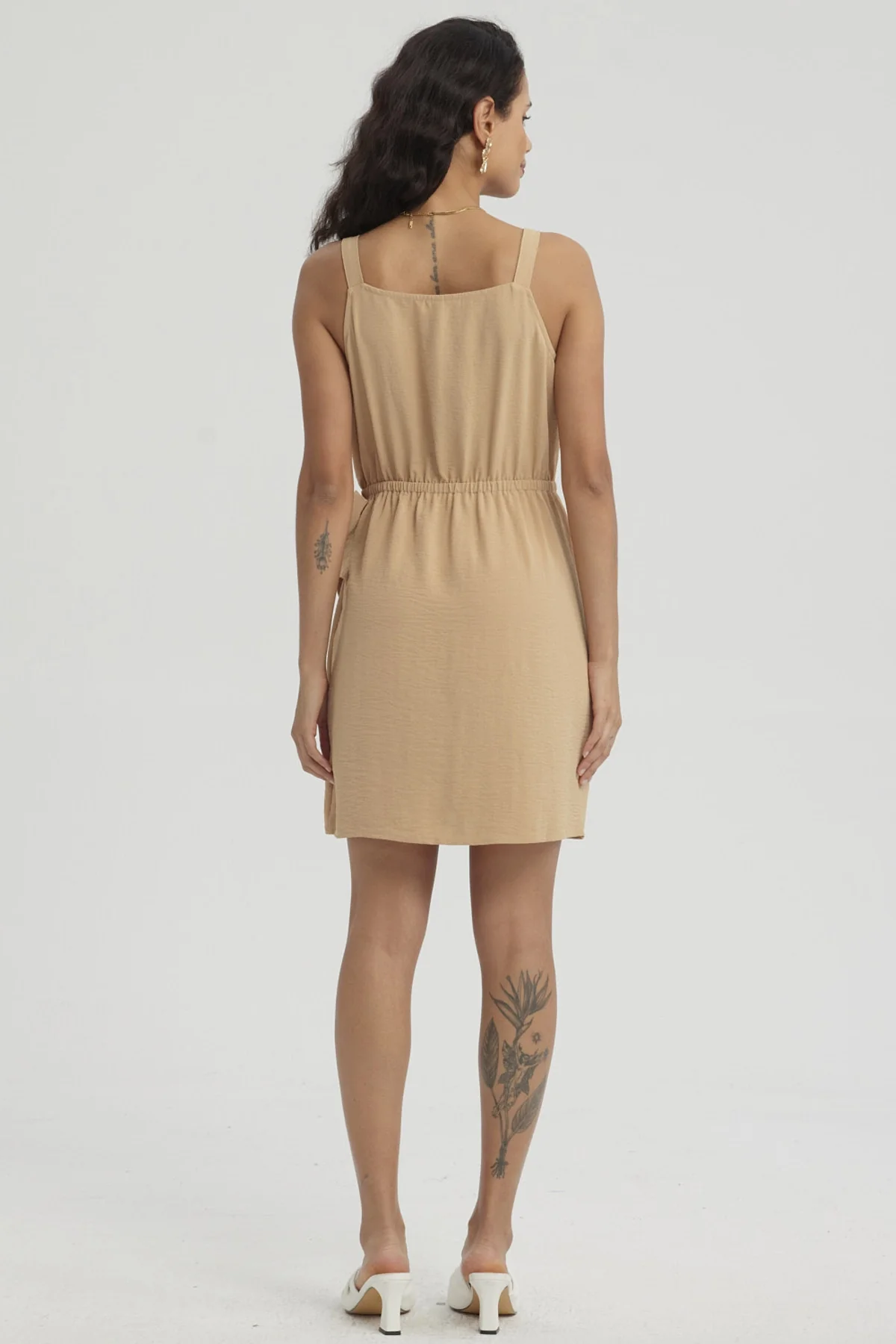Vestido Mujer Corto Envolvente Camel - Image 3