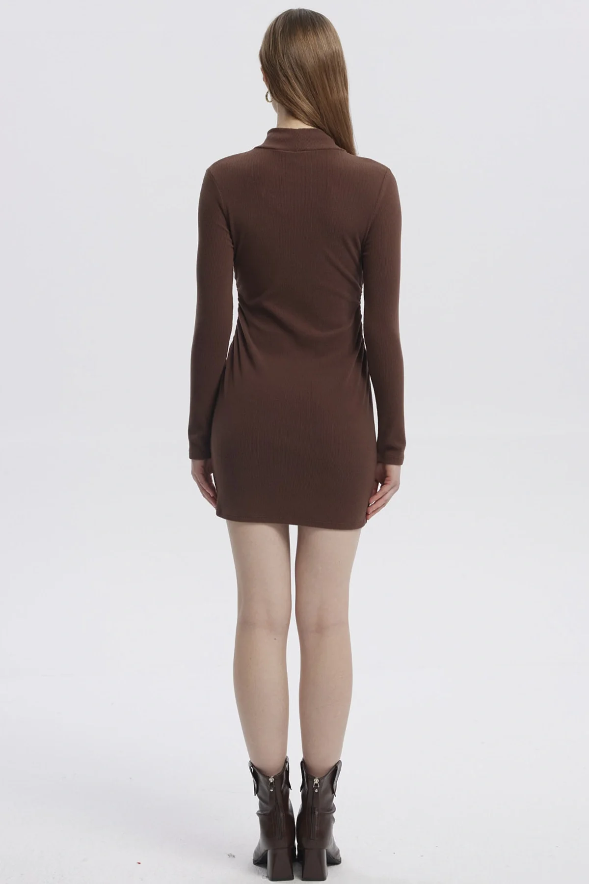 Vestido Mujer Cuello Alto Tejido Café Oscuro - Image 4