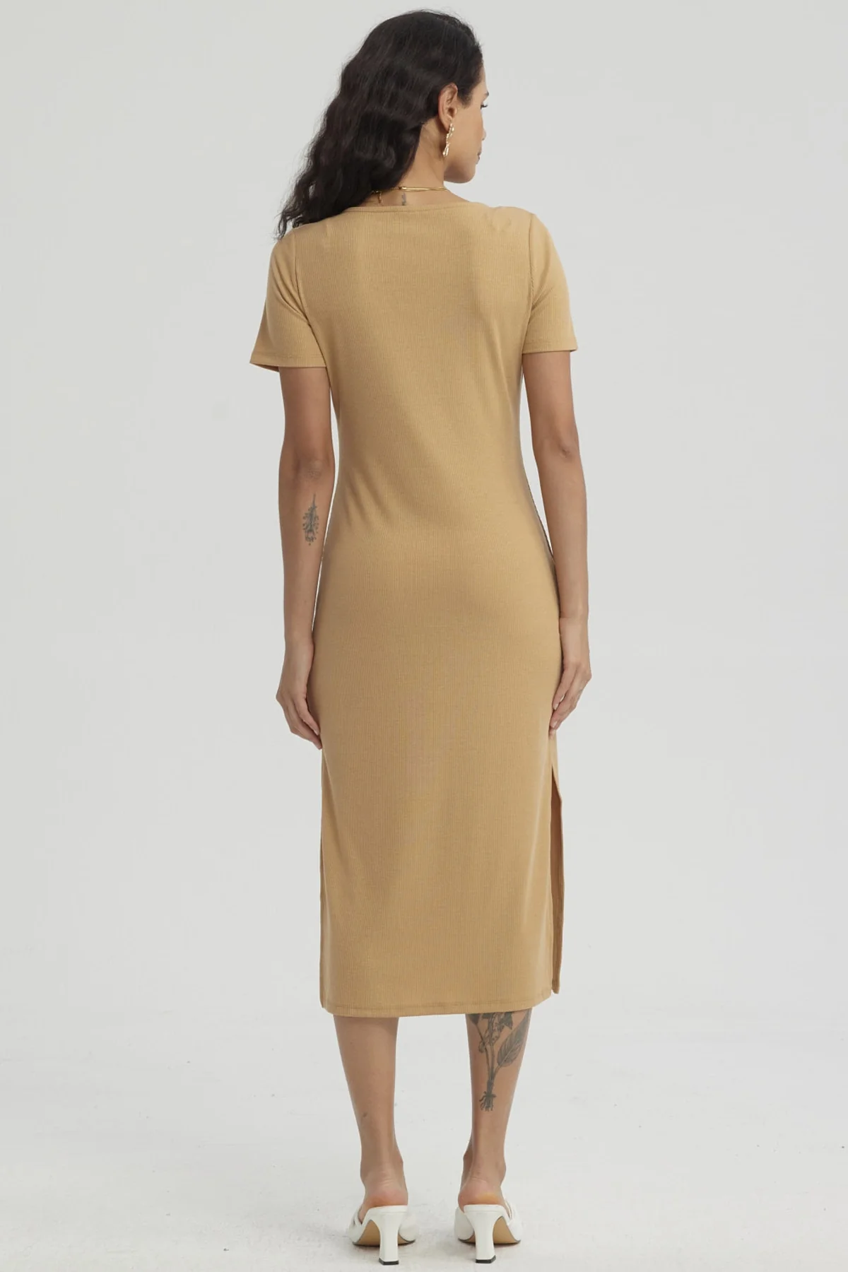 Vestido Mujer Largo Escote Cuadrado Camel - Image 3