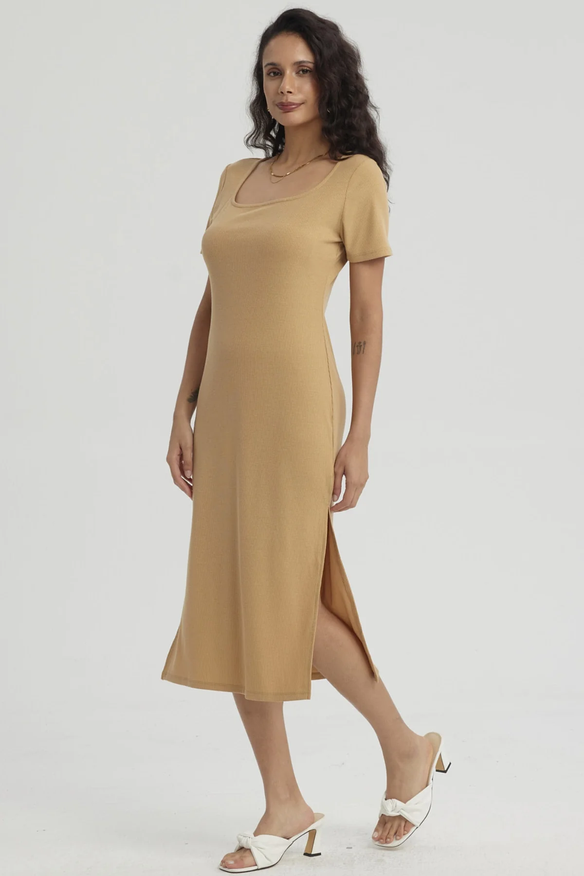 Vestido Mujer Largo Escote Cuadrado Camel - Image 4